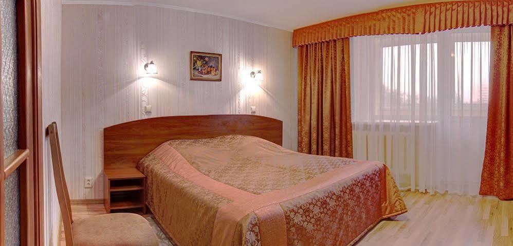 Turist Hotel Gomel Exterior foto